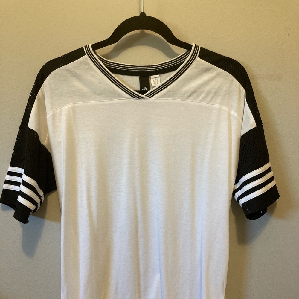 Adidas jersey style t-shirt with mesh sleeves